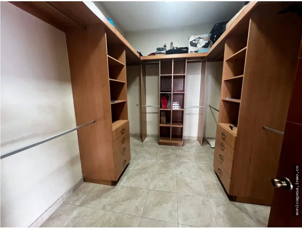 Venta de casa en Betania, PH. Castellanos, Apartamento A