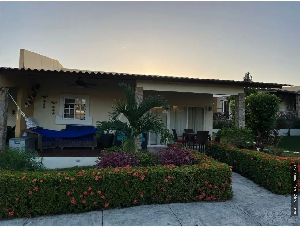 Alquiler de casa Coronado/PH. Villas Brisas de Lajas