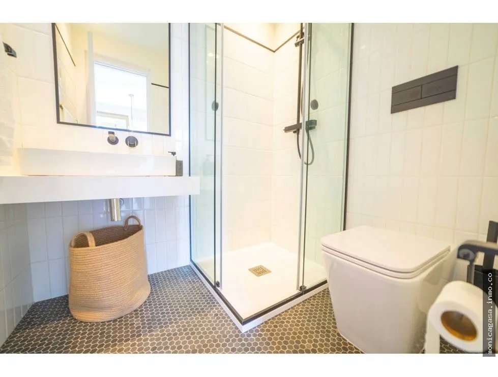 Sale of Apartment in PH Nook Located in Bella Vista / 66 m2