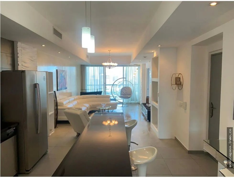 Alquiler de Apartamento PH Yatch Club/ / Ave. Balboa/ 178 m2