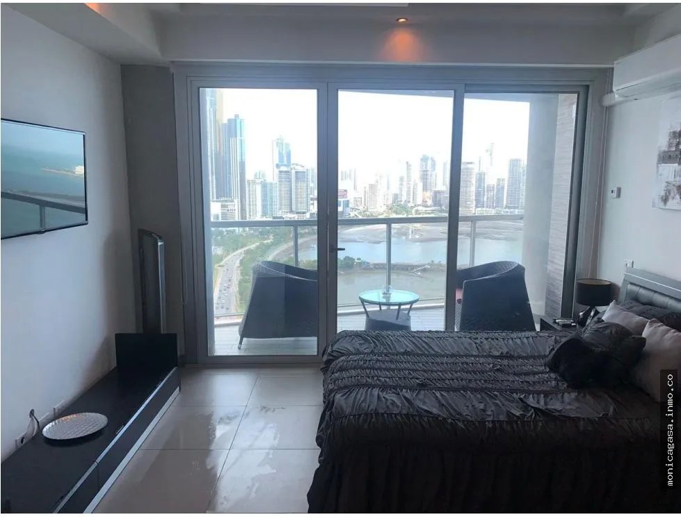 Luxury PH Yacht Club Apartment Rental / Ave. Balboa / 178 m2