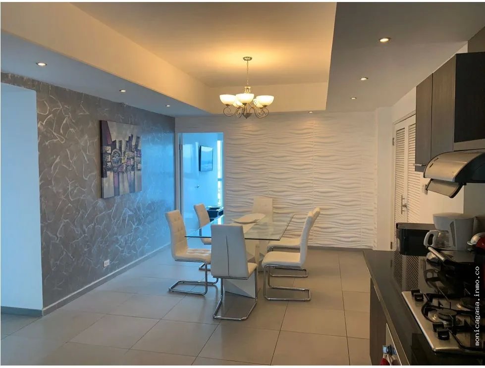 Luxury PH Yacht Club Apartment Rental / Ave. Balboa / 178 m2