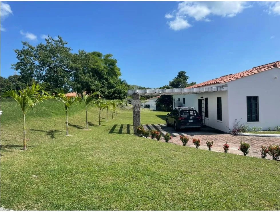 House for Sale in San Carlos Hacienda Pacifica 1500M2 Large Garden