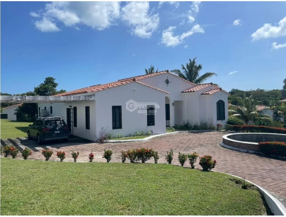 SAN CARLOS / HACIENDA PACIFICA / 1500M2 / 3 HABITACION/ AMPLIO PATIO