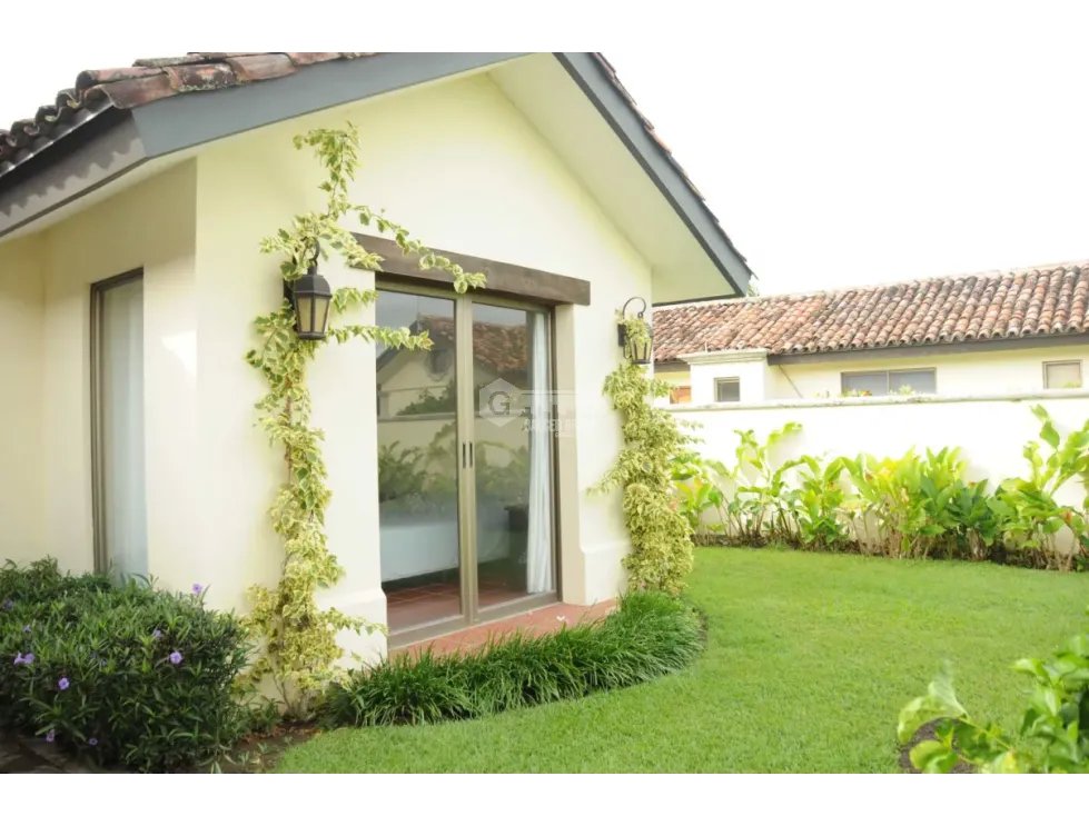 SE VENDE CASA EN BUENAVENTURA  PH LOS PORTALES 1251M FRENTE AL LAGO