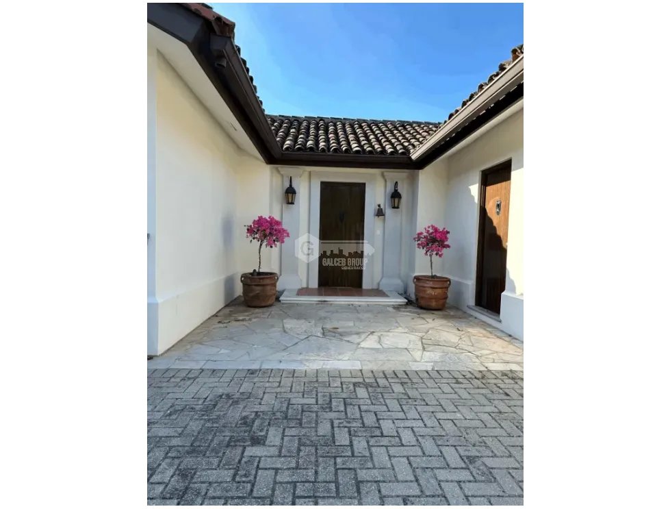 BUENAVENTURA / PH LOS PORTALES / 1251M / PISCINA / FRENTE AL LAGO