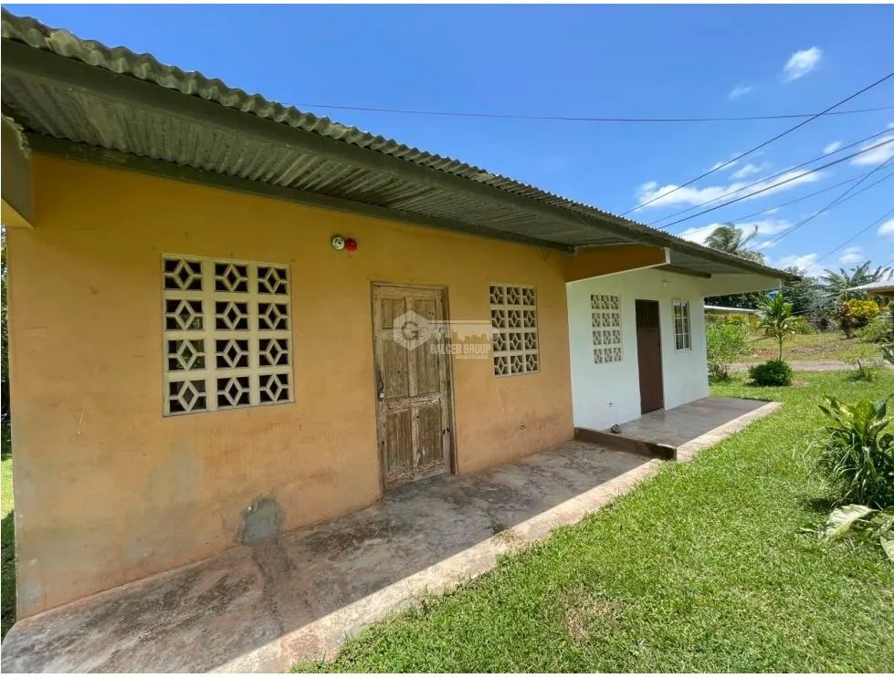 CHORRERA / LLANO LARGO / 1000 M2 / AMPLIO TERRENO / ZONAS VERDES