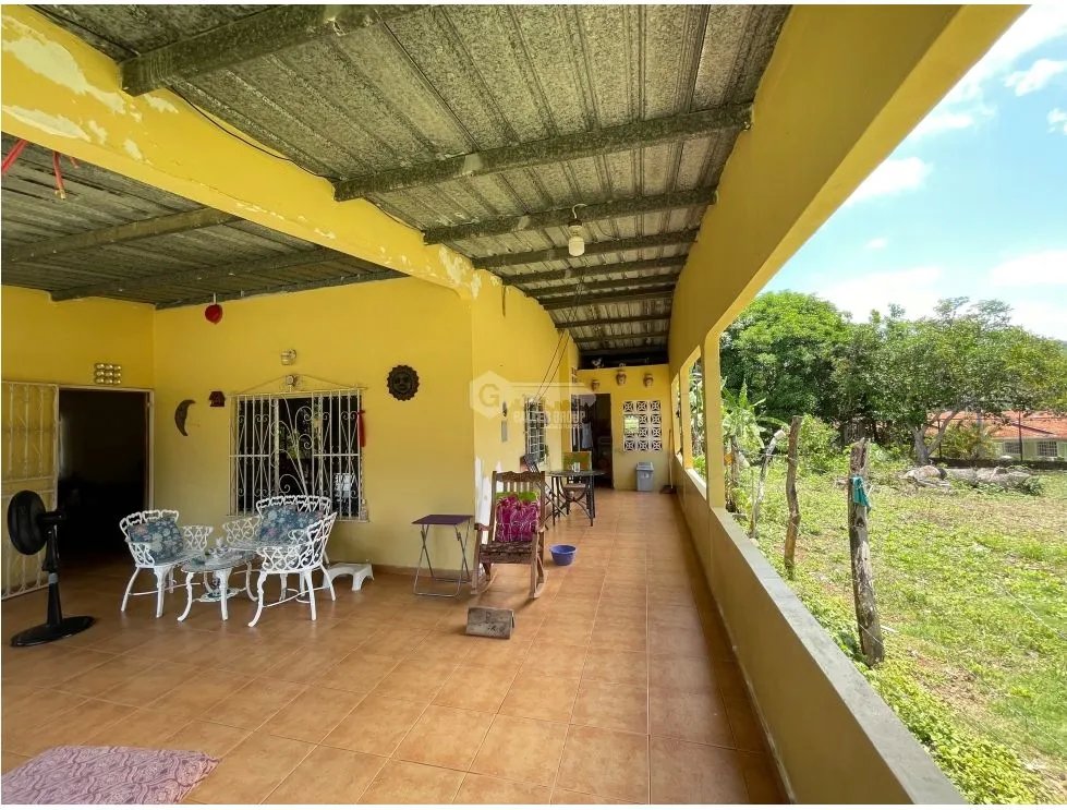 CHORRERA / LLANO LARGO / 3 HABITACIONES / 600 M2 / AMPLIA TERRAZA