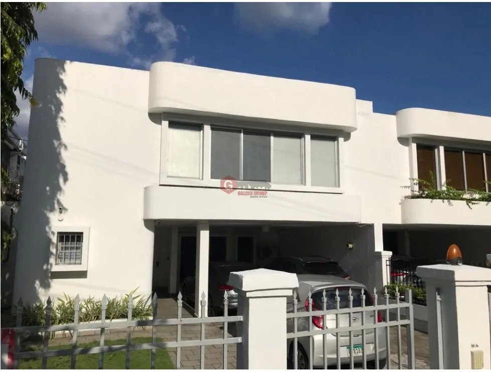OBARRIO / CASA COMERCIAL O RESIDENCIAL / 500M / 2 NIVELES / DEPOSITO