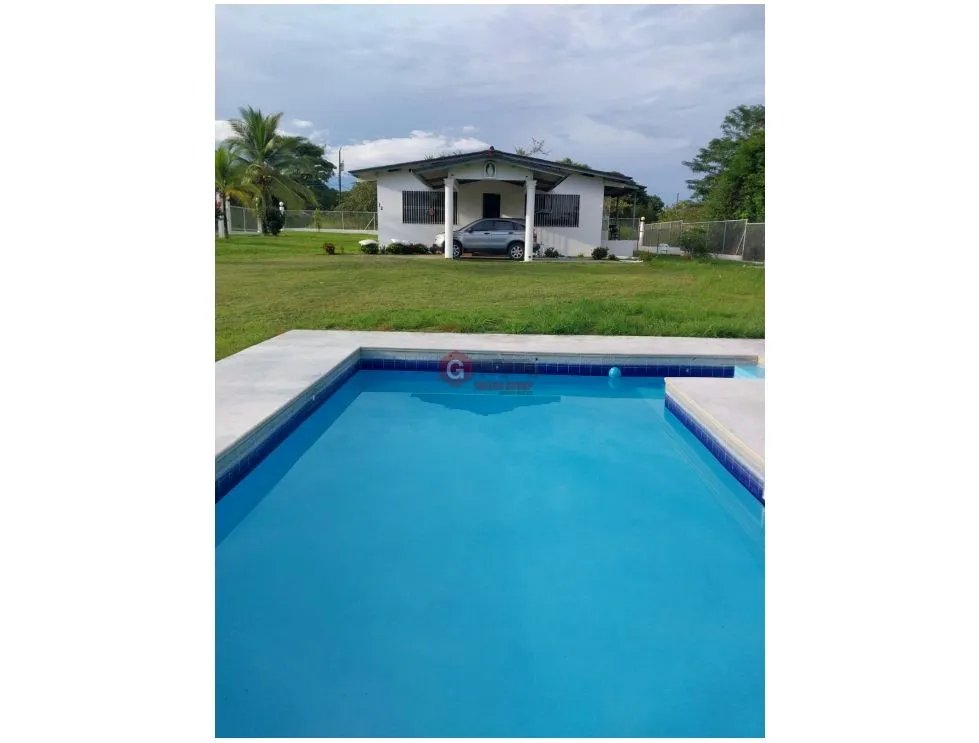 CHAME / CORONADO / 3 BEDROOMS / 2250M2 / SWIMMING POOL / NEAR THE SEA