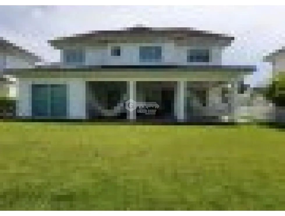 SE VENDE HERMOSA CASA DE PLAYA EN BIJAO 388M2 SEMI AMOBLADA