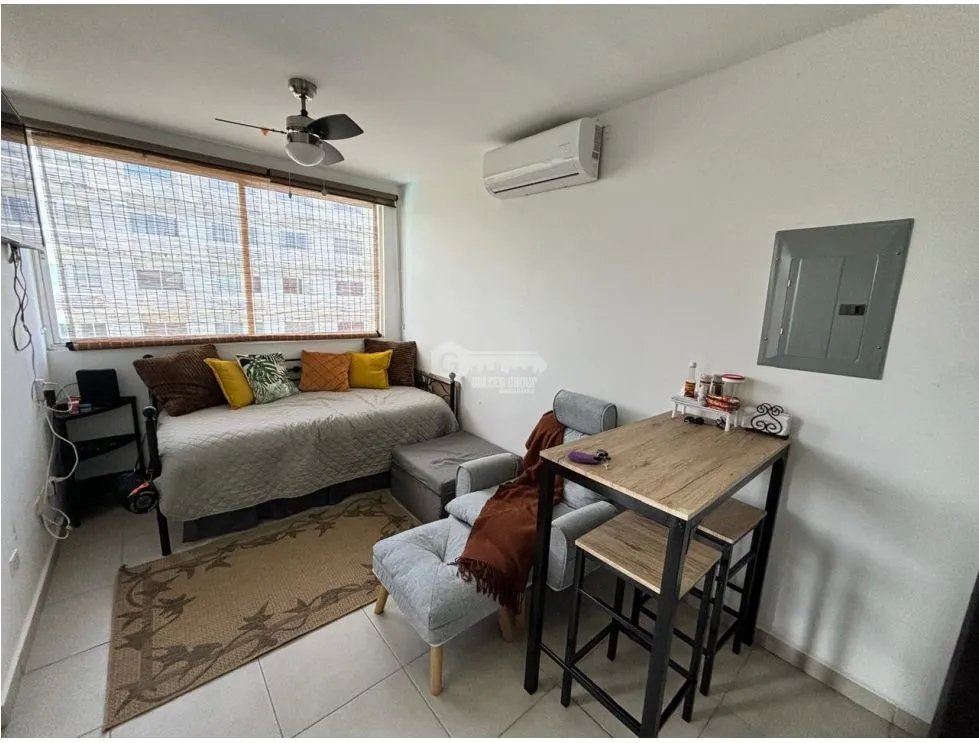 SE VENDE APARTAMENTO EN PLAYA CORONA  34M2  A PASOS DE LA PLAYA