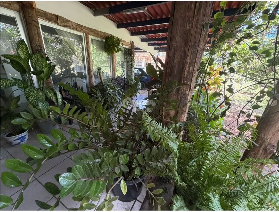CORONADO / 1500M / 5 BEDROOM / 1 BLOCK FROM THE BEACH / SPACIOUS LOT