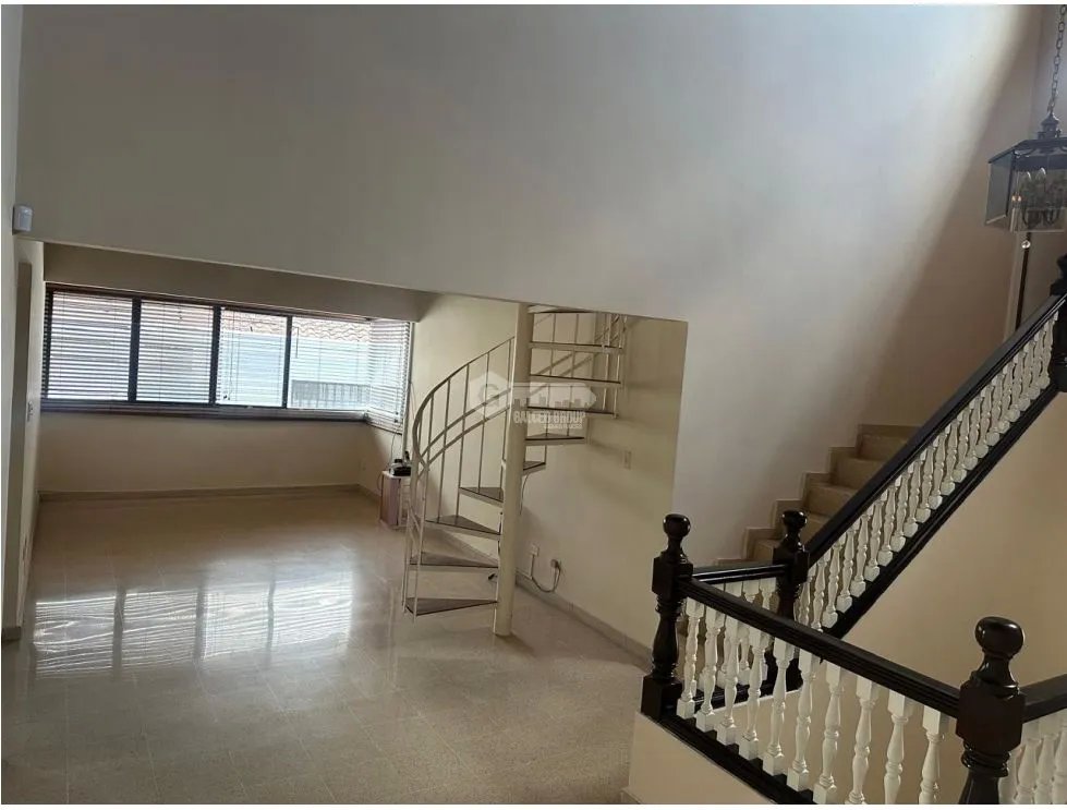 House for Sale in Betania 341M 2 Levels 3 Bedrooms Negotiable