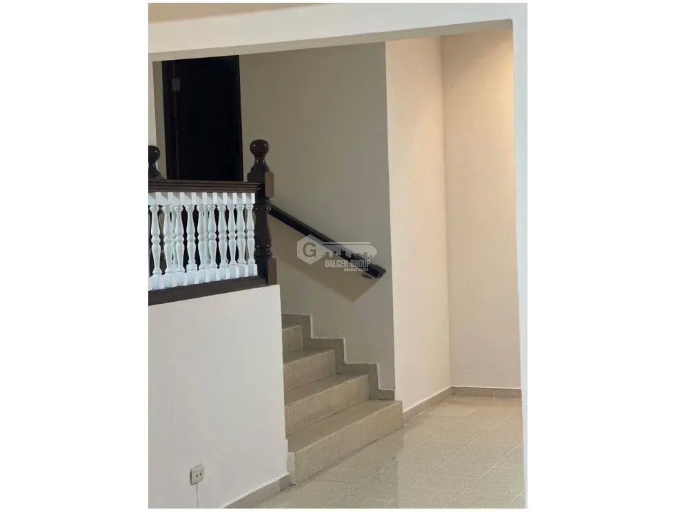 BETANIA / DOS MARES / 341M / 2 NIVELES / 3 HABITACIONES / PATIO