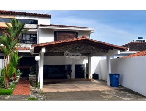 BETANIA / DOS MARES / 341M / 2 LEVELS / 3 BEDROOMS / PATIO