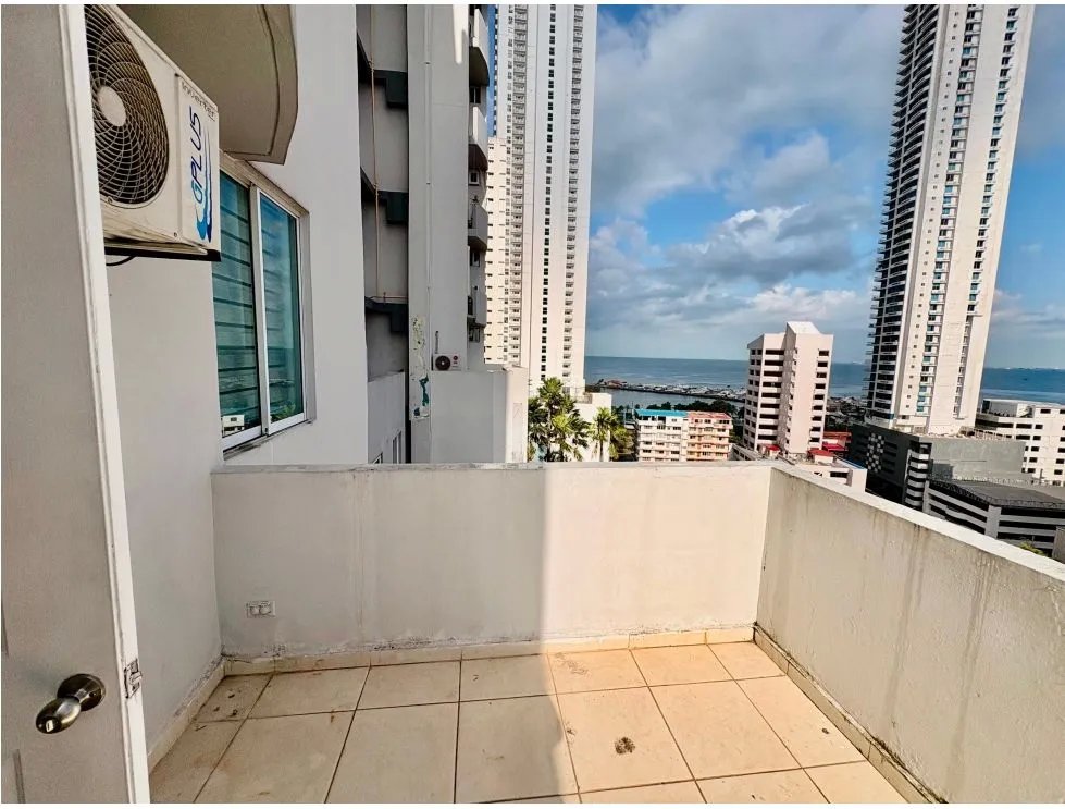 Alquiler de apartamento en PH Aquazul, Bella Vista