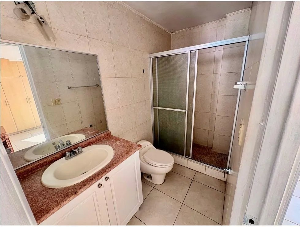 Alquiler de apartamento en PH Aquazul, Bella Vista
