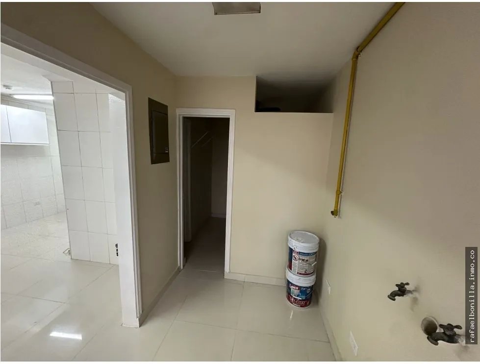 SE VENDE APARTAMENTO EN MARBELLA
