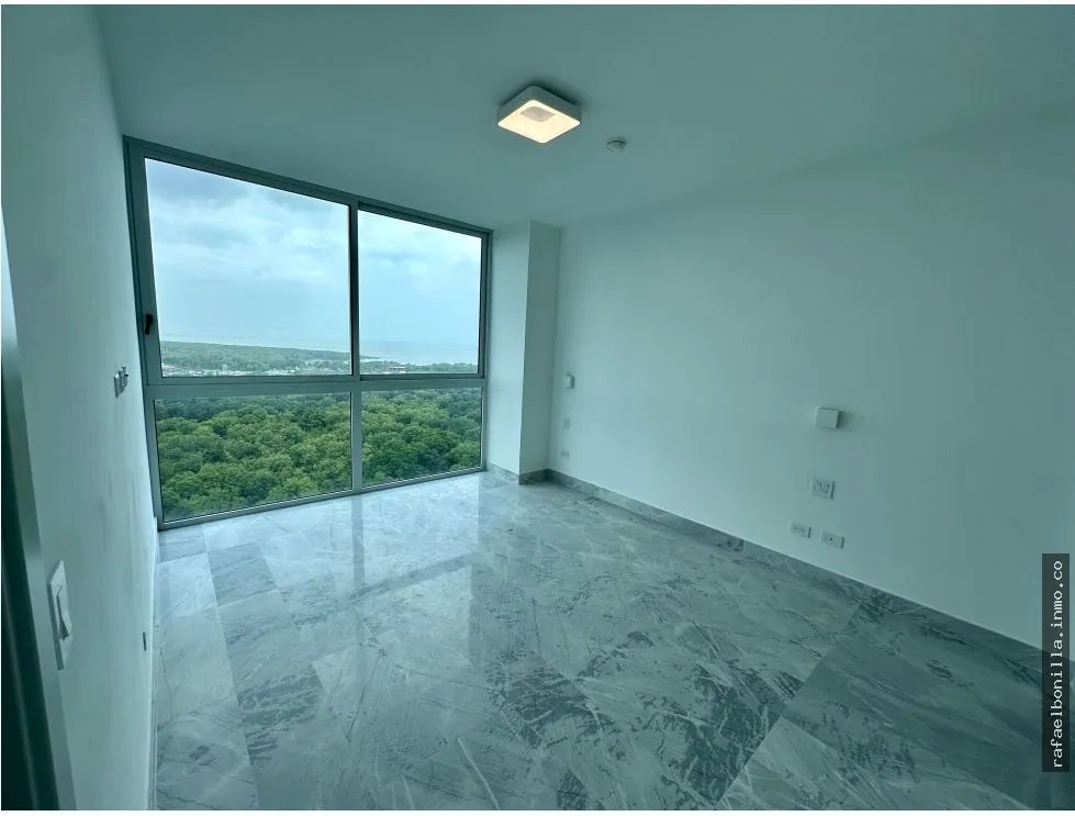SE ALQUILA APARTAMENTO EN SANTA MARIA