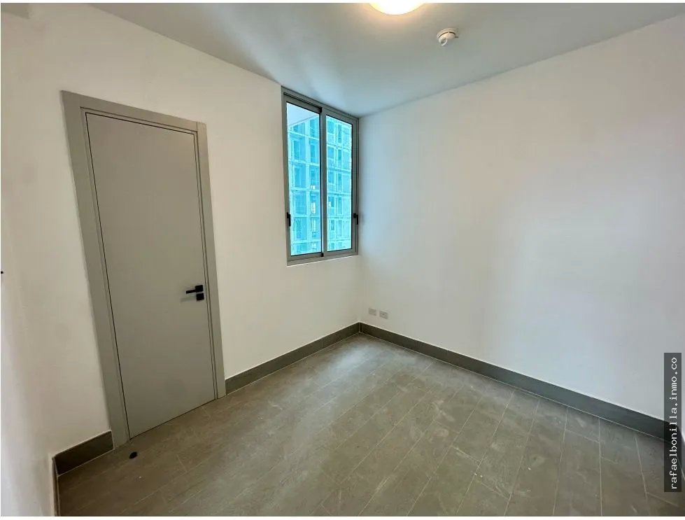 SE ALQUILA APARTAMENTO EN SANTA MARIA