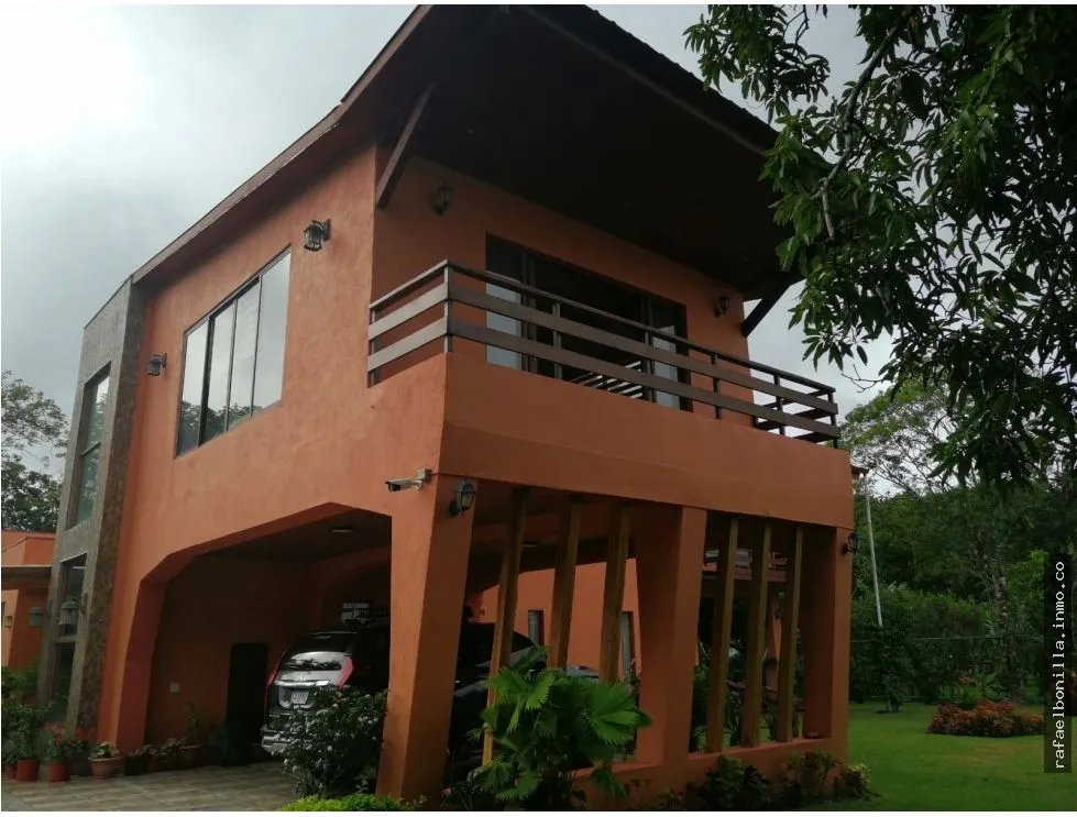 SE VENDE CASA EN EL VALLE DE ANTON