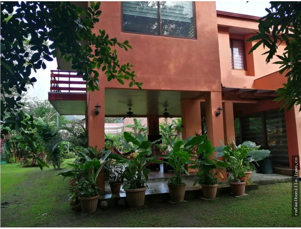 SE VENDE CASA EN EL VALLE DE ANTON