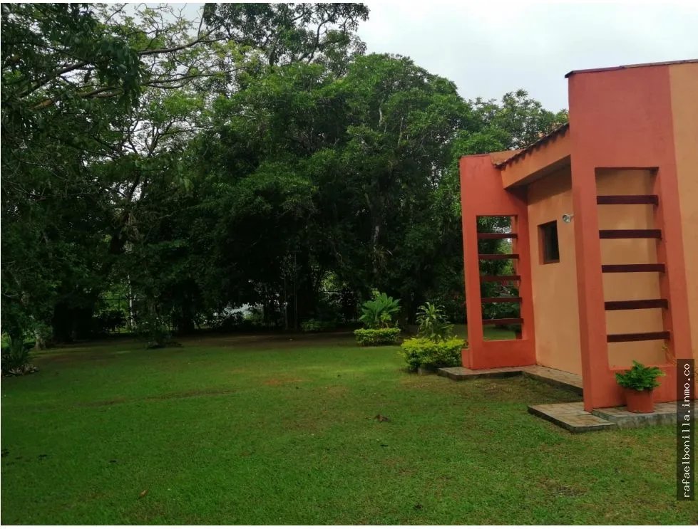 SE VENDE CASA EN EL VALLE DE ANTON