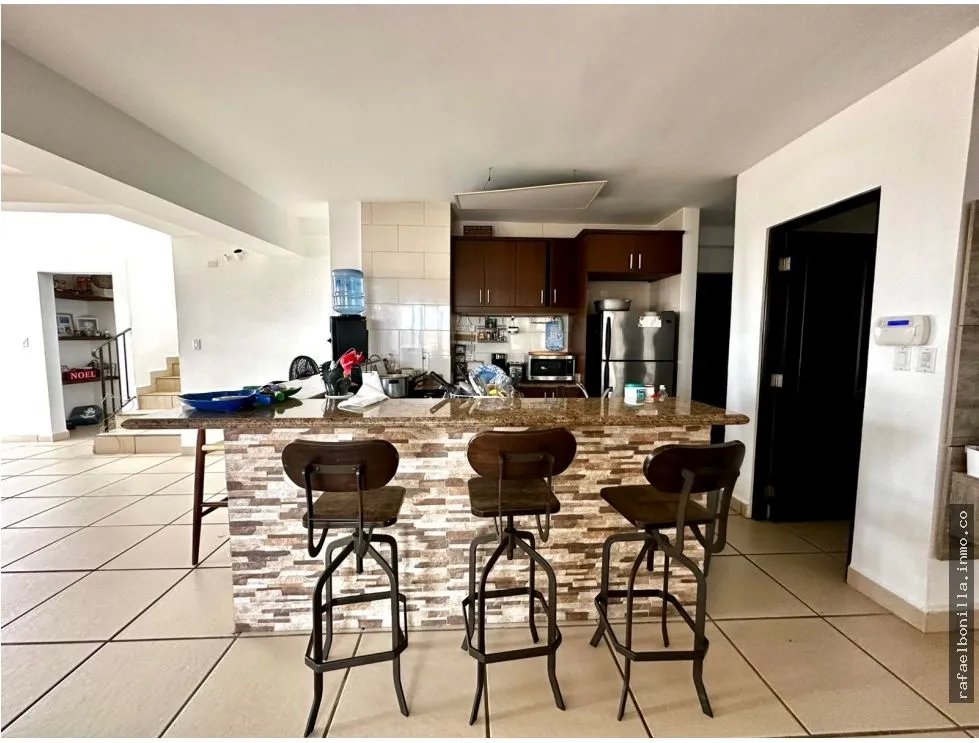 SE VENDE CASA EN VISTAMAR