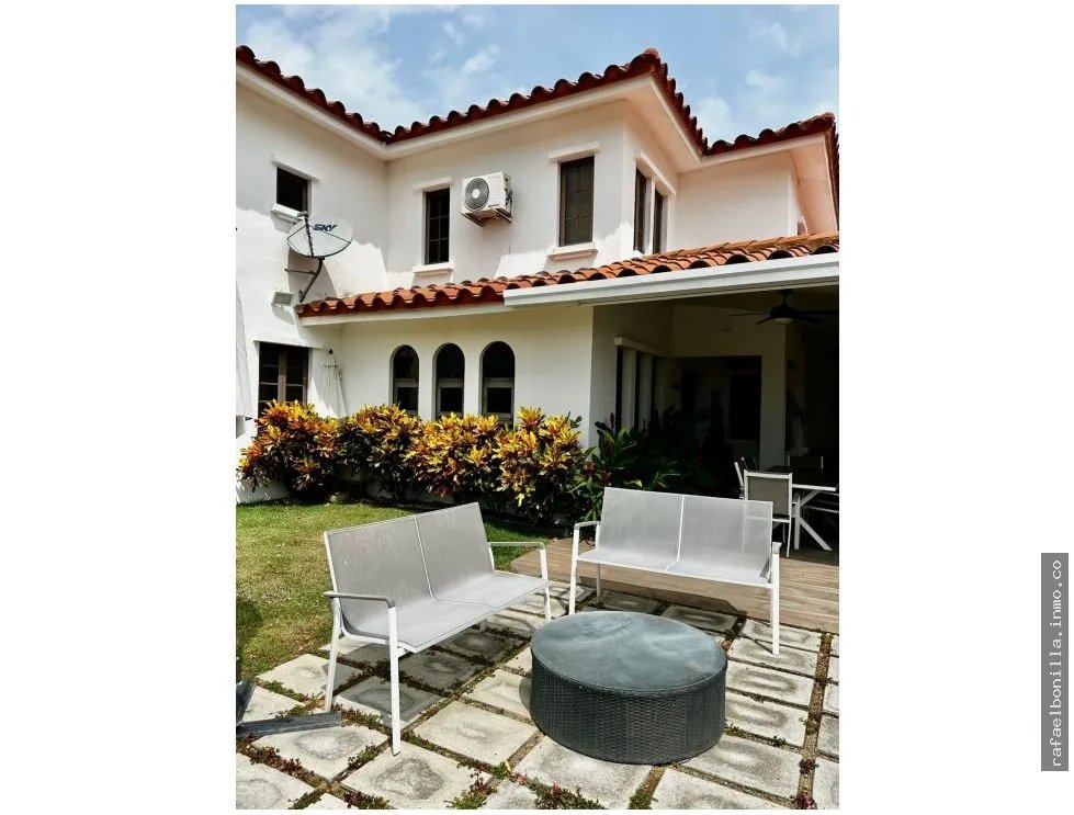 SE VENDE CASA EN VISTAMAR