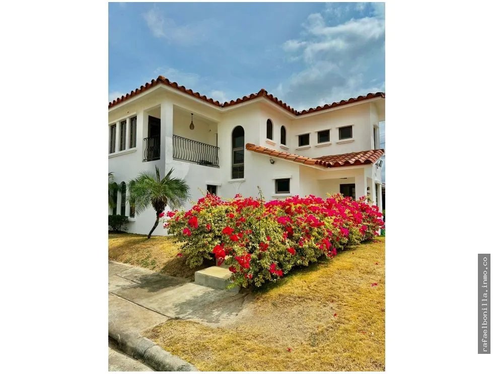 SE VENDE CASA EN VISTAMAR
