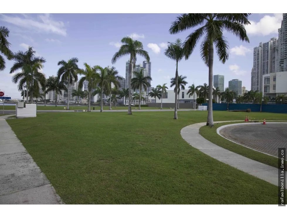 SE VENDEN TERRENOS EN OCEAN REEF