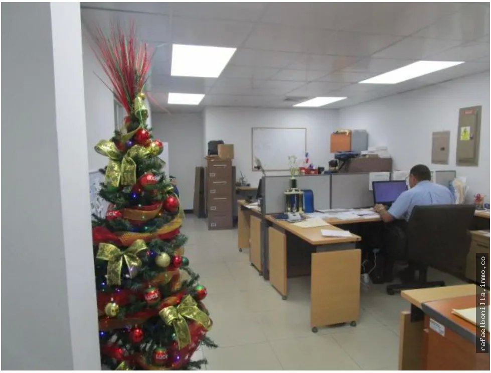 SE VENDE EDIFICIO DE OFICINAS EN AVENIDA PERU