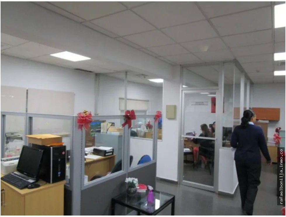 SE VENDE EDIFICIO DE OFICINAS EN AVENIDA PERU