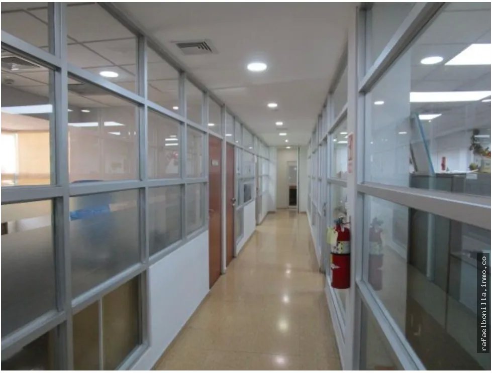 SE VENDE EDIFICIO DE OFICINAS EN AVENIDA PERU