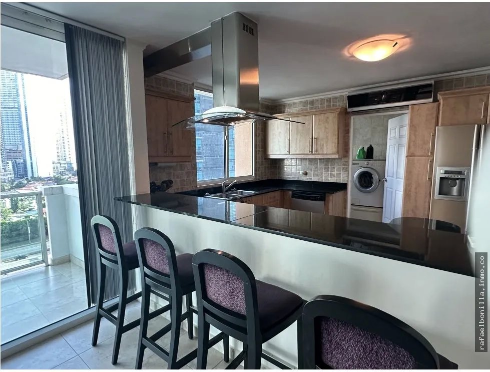 SE VENDE APARTAMENTO EN PUNTA PACIFICA
