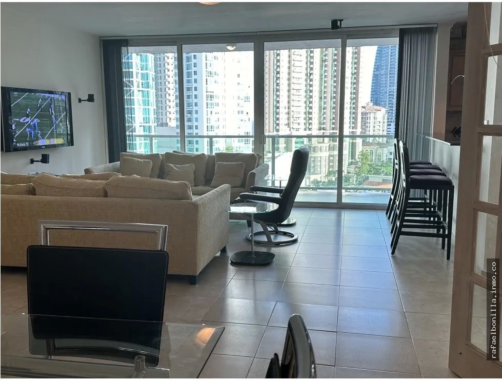 SE VENDE APARTAMENTO EN PUNTA PACIFICA
