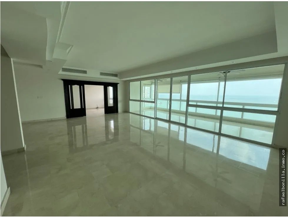 SE VENDE APARTAMENTO EN AVENIDA BALBOA