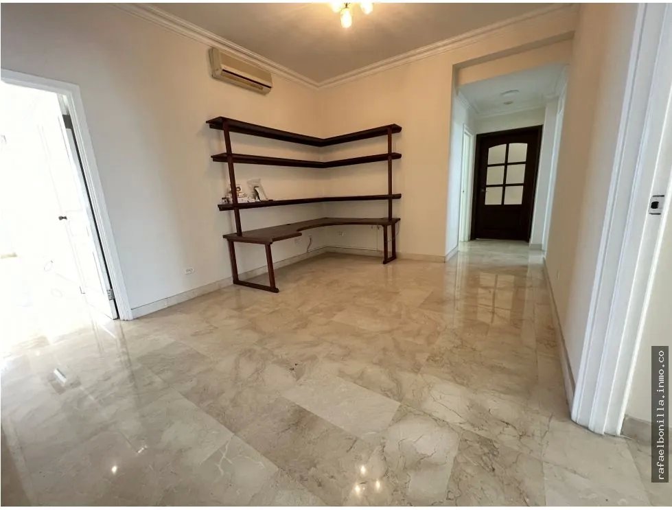 SE VENDE APARTAMENTO EN AVENIDA BALBOA