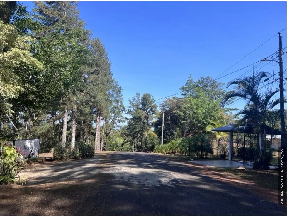 SE VENDE TERRENO EN CERRO AZUL (URBANIZACIÓN LAS NUBES)