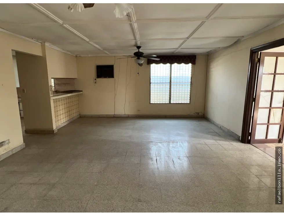 SE VENDE CASA (CIUDAD RADIAL)
