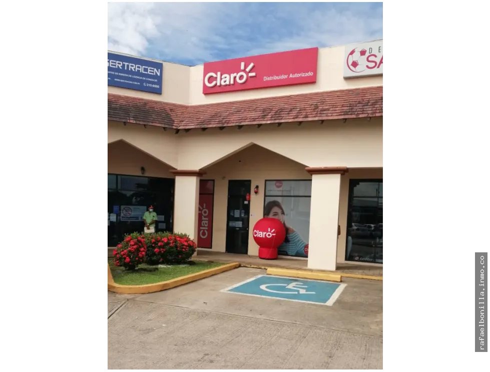 SE VENDE LOCAL COMERCIAL (PLAZA BANCONAL SANTIAGO)