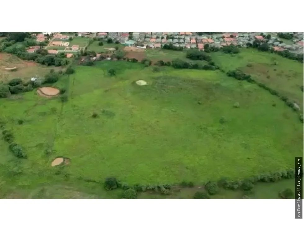 Land Sale in Chitré