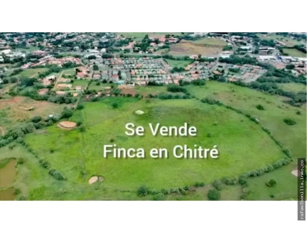 Land Sale in Chitré
