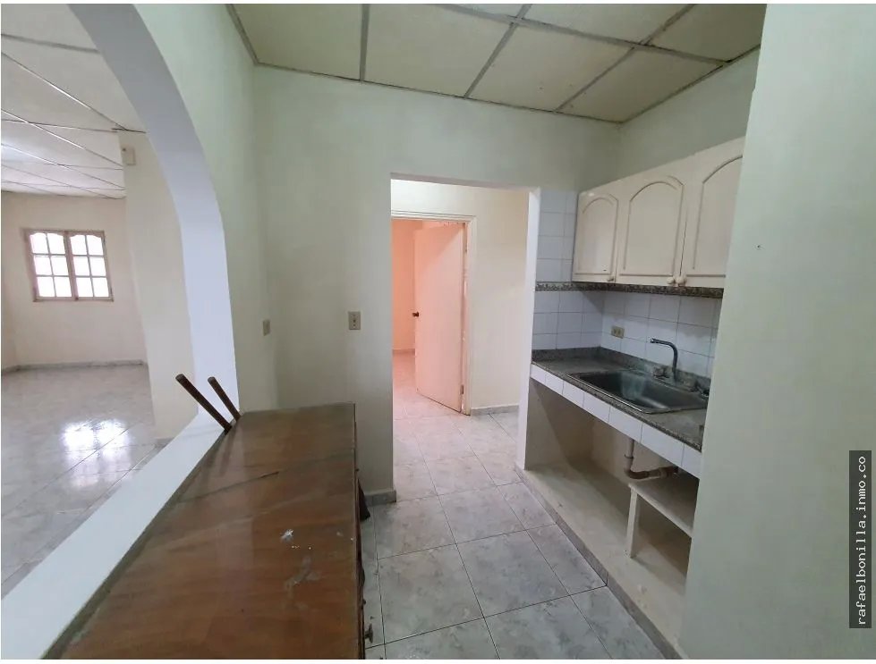 SE VENDE CASA EN LAS TABLAS