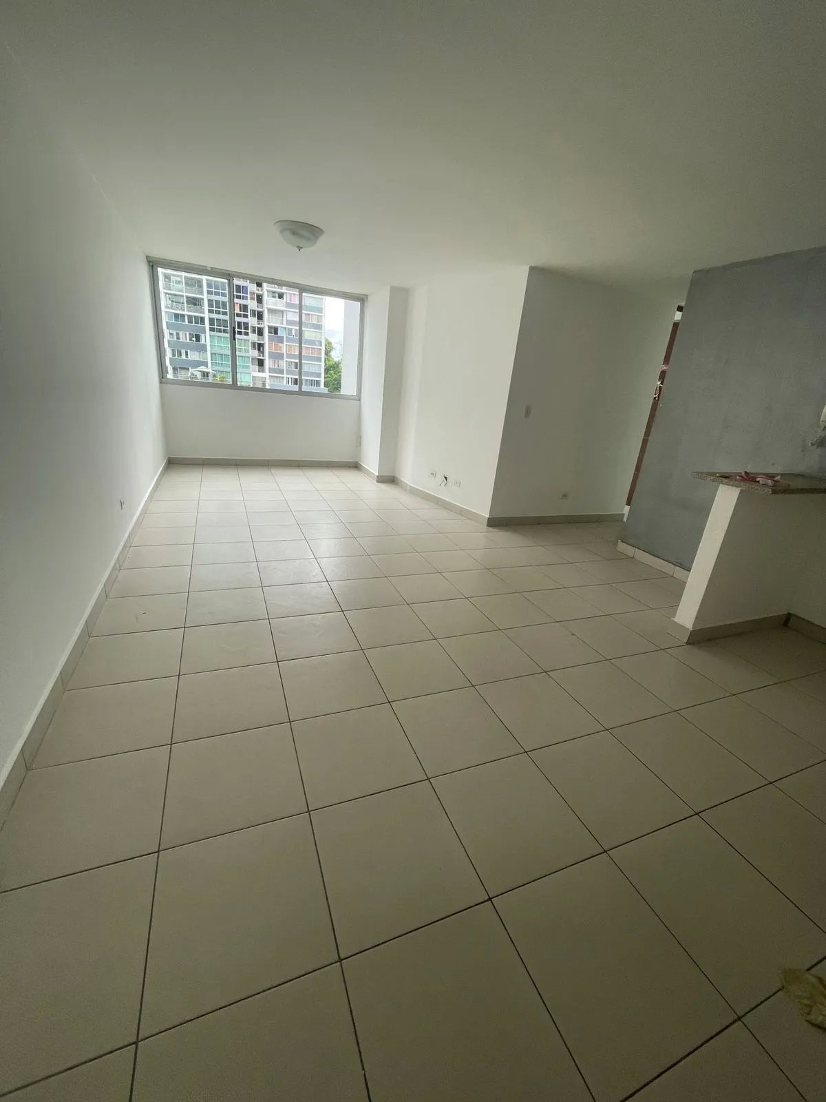 ALQUILO APARTAMENTO EN PH CENTRAL PARK – TORRE LEXINGTON