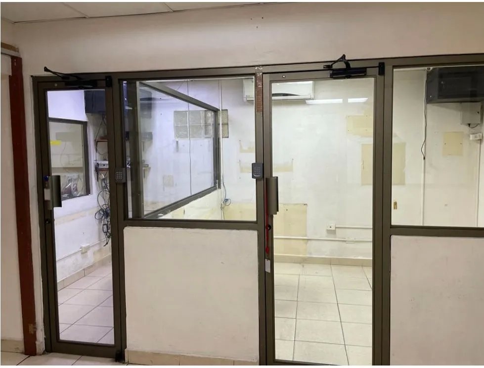Sale of Commercial Space in Parque Lefevre, 9th Street