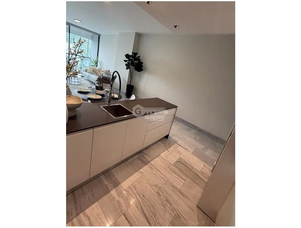 AV. BALBOA / NUOVO BY ARMANI / 105M / 2 BEDROOMS / FURNISHED / DEN
