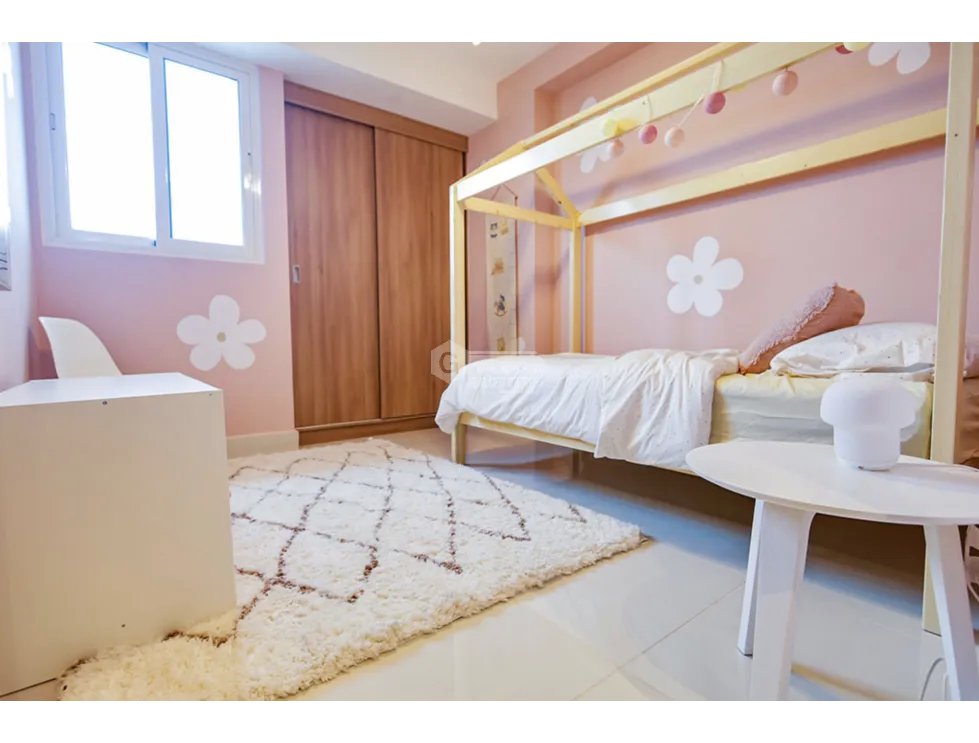 SAN FRANCISCO / ASIS / 72M / 2 BEDROOMS / 2 BATHROOMS / TERRACE
