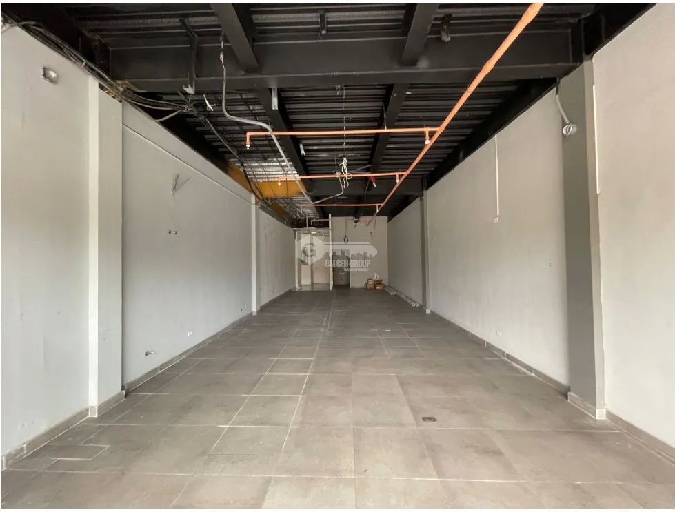 SE ALQUILA LOCAL VERSALLES 120M 1 BAÑO 2 DIVISIONES PLANTA BAJA